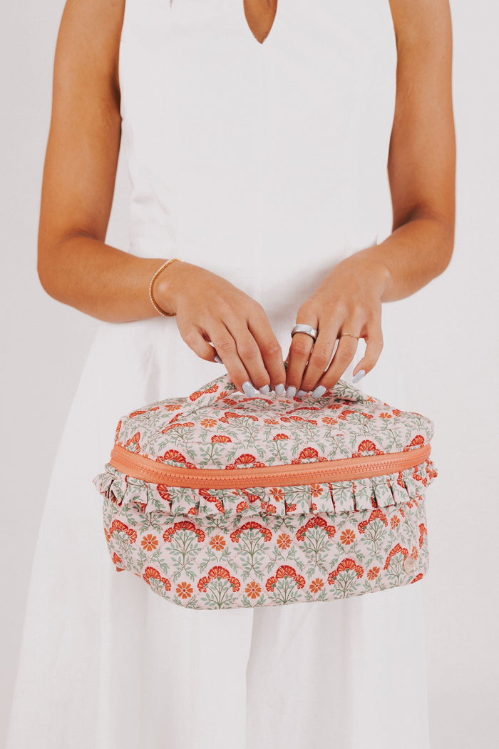 THE DARLING EFFECT - Everbloom Dusty Rose Glam & Go Quilted Cosmetic Bag