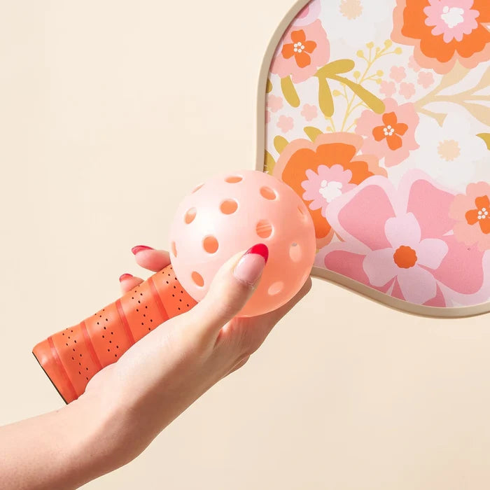 THE DARLING EFFECT - Pink Pickleball Balls - Set Of 3