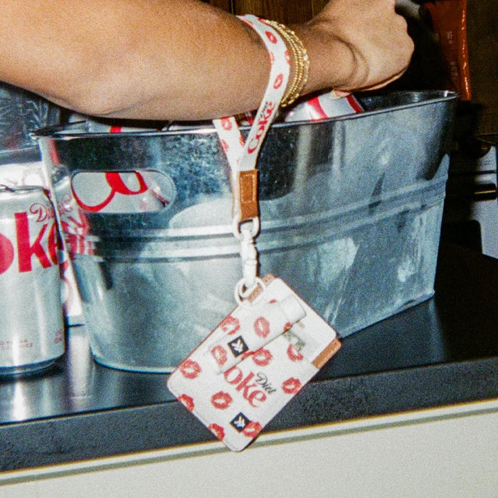 diet coke kiss vertical leather wallet 4