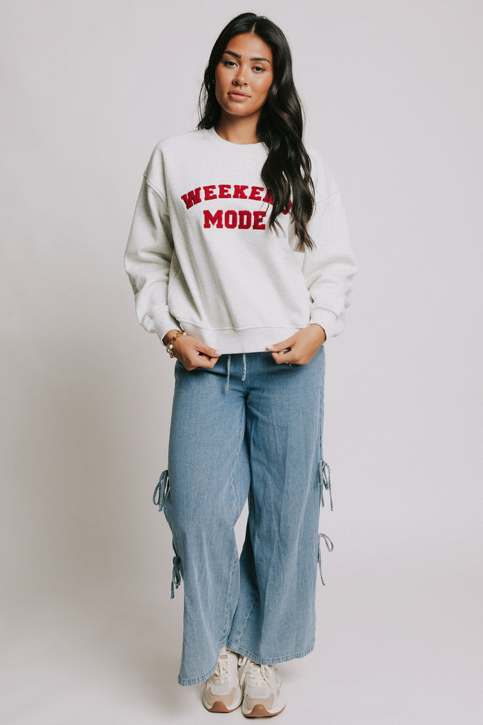 Weekend Mode Sweatshirt