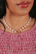 pearl gold accents necklace model