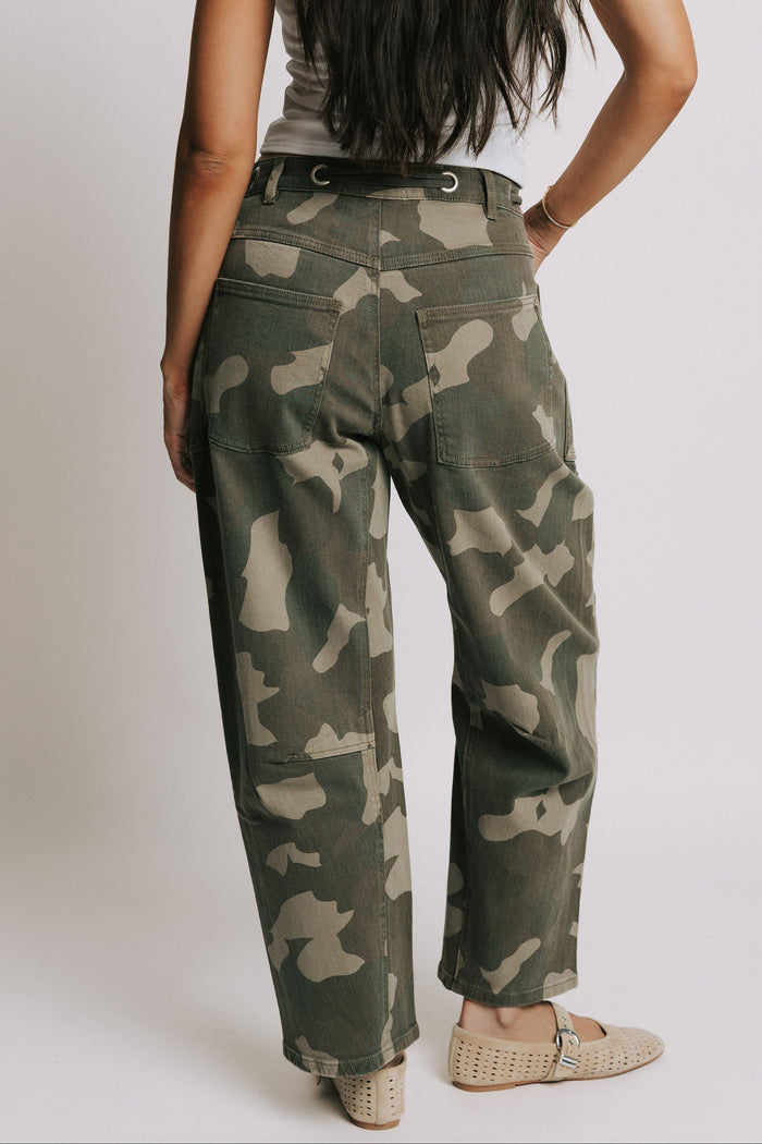 camo barrel jeans with woven belt back